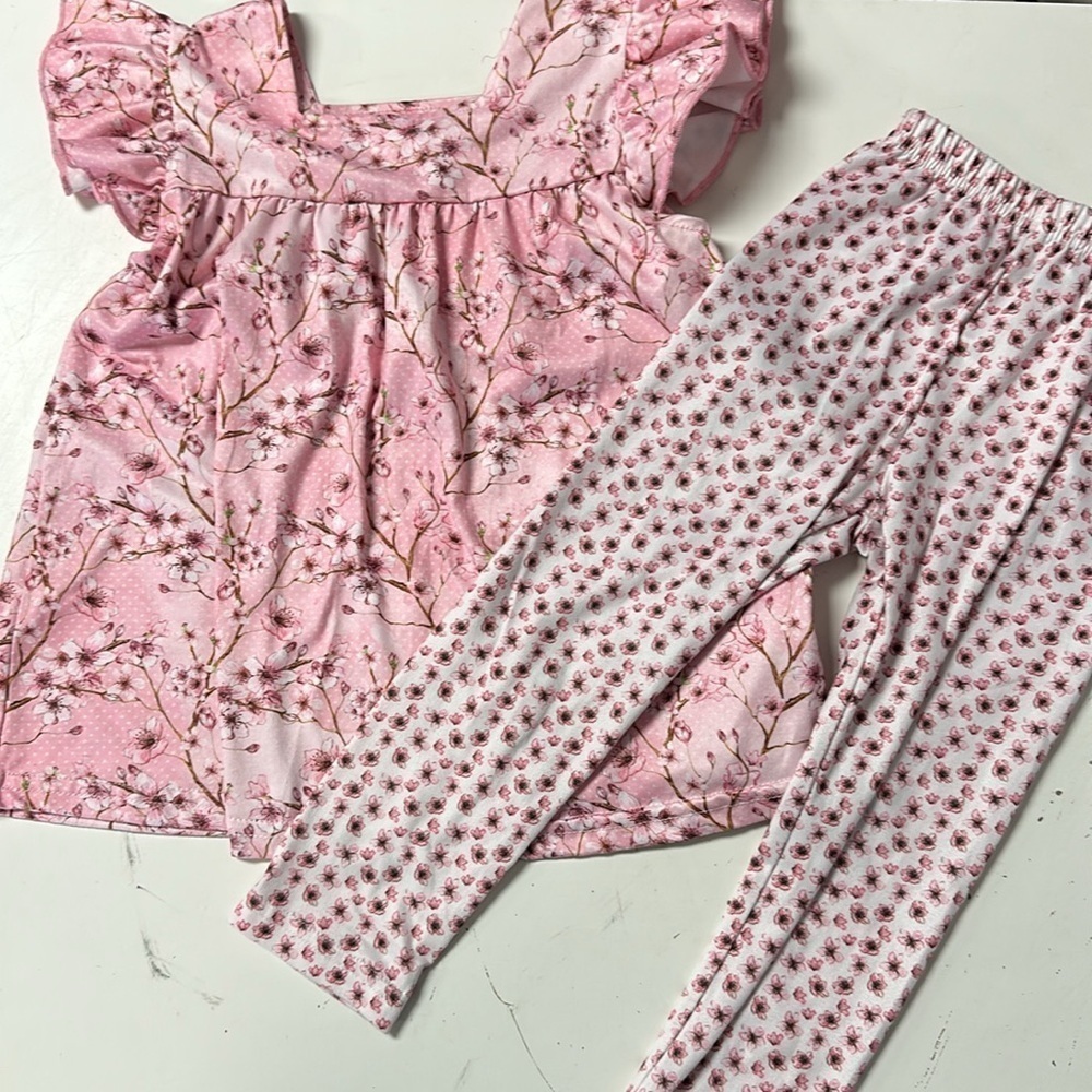 Pete & Lucy Hedgehog Cherry Blossom Outfits size 2 - Picture 2 of 6